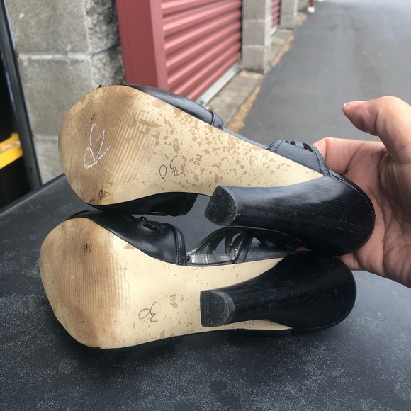 Guess Women’s Black Leather Platform Heels shoes - Size 6M - Picture 14 of 14